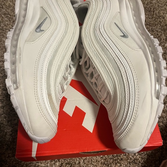 Air max 97 size 10 white - Picture 3 of 5